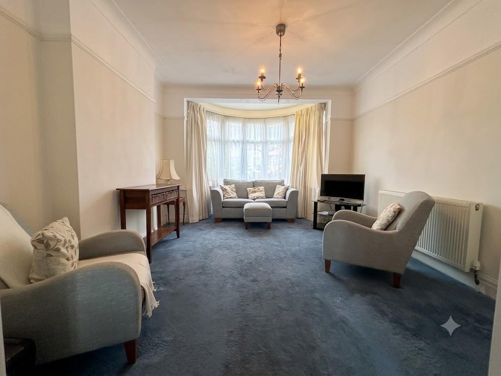 Hale Drive, Mill Hill, NW7, London